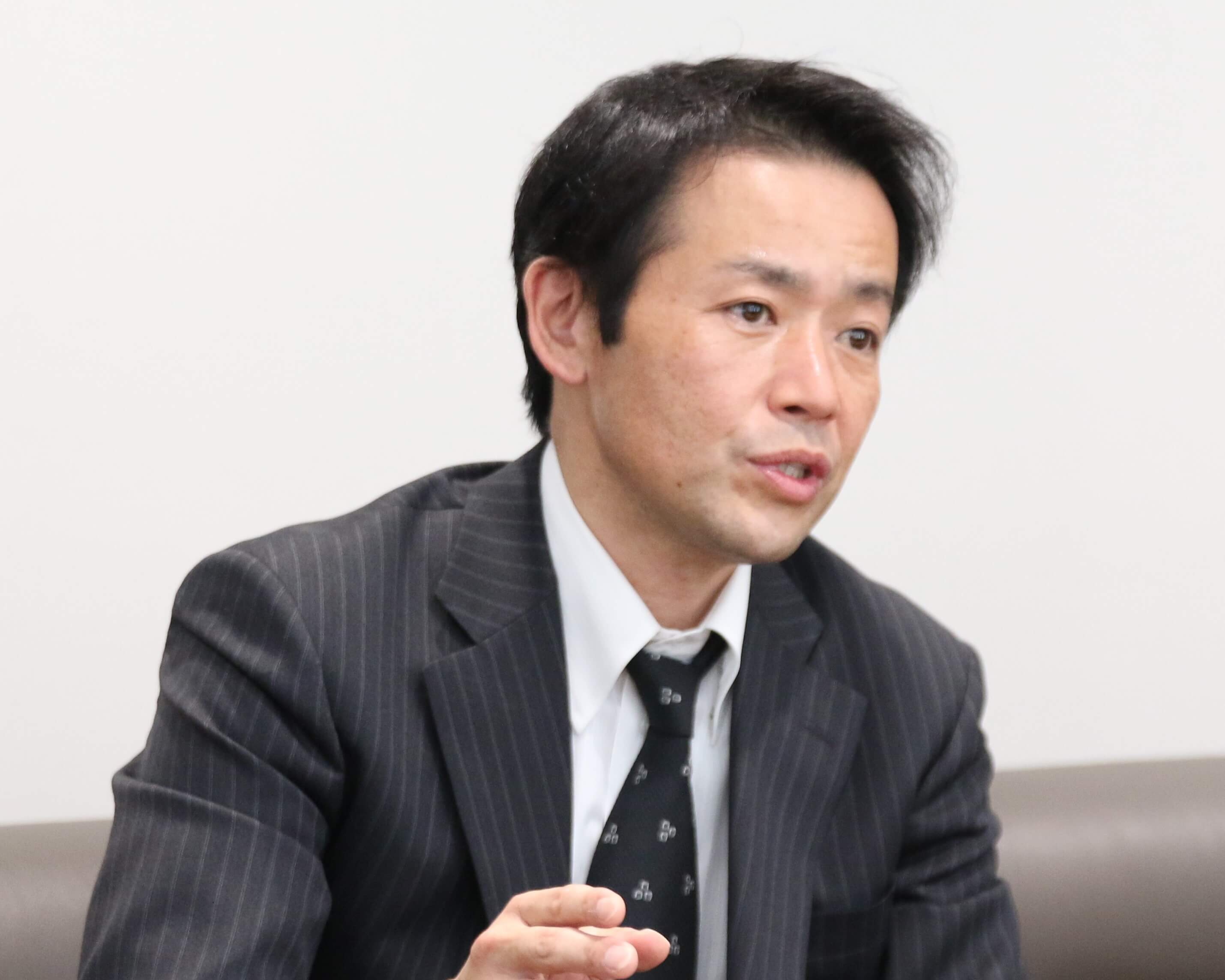 村山氏
